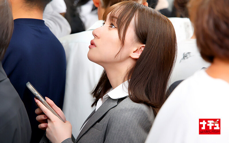 1nhdtc04101 パンスト穴あけ指入れ羞恥でねっとり膣内をほじられ本気汁が滴るほど感じまくる美脚女3 美白デカ尻OL