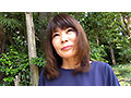 バツ2の五十路熟女の欲望丸出し。快楽に溺れるスレンダー美熟女のでか乳首! 画像1