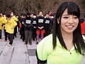 上原亜衣引退スペシャル 100人×中出し 引退させたいvs引退させたくない 画像1