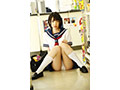 【DMM限定】万引き女子校生に今から罰を与えます。 鈴木心春 生写真3枚付き  No.2