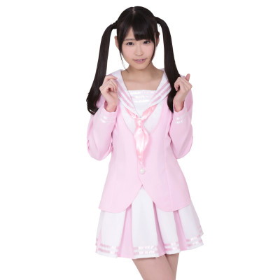 桜いちご学園中等部制服