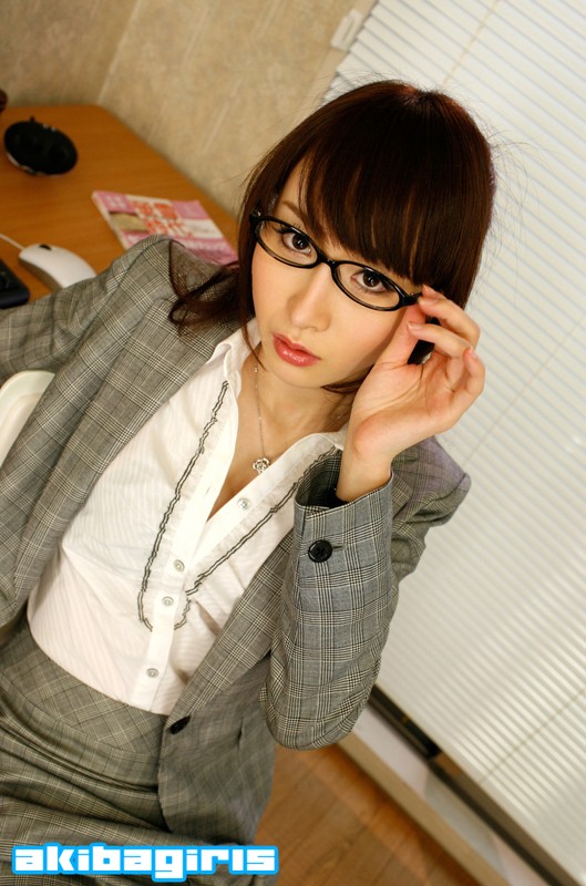 AGIRL-187 第 1 部分 - 30 分钟