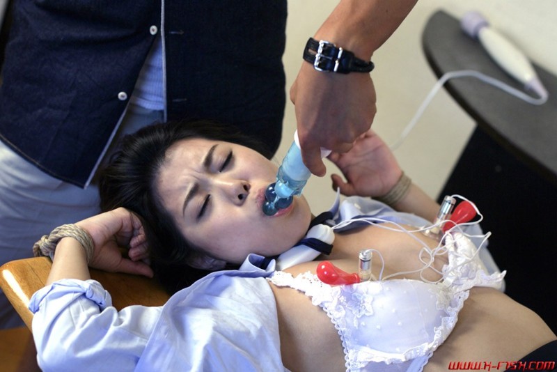 HAPPYF-050 パート 1 - 30 分