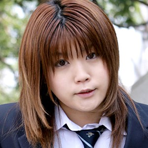山根美香