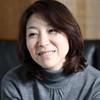 須永マキ