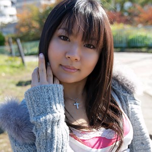 無料レズAVERINA