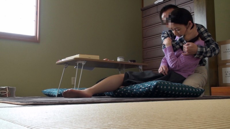 SNZM-082 第 1 部分 - 30 分钟