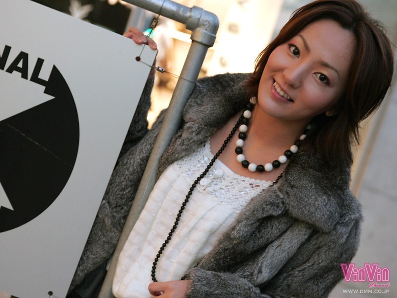 VINVIN-046 第 1 部分 - 30 分钟