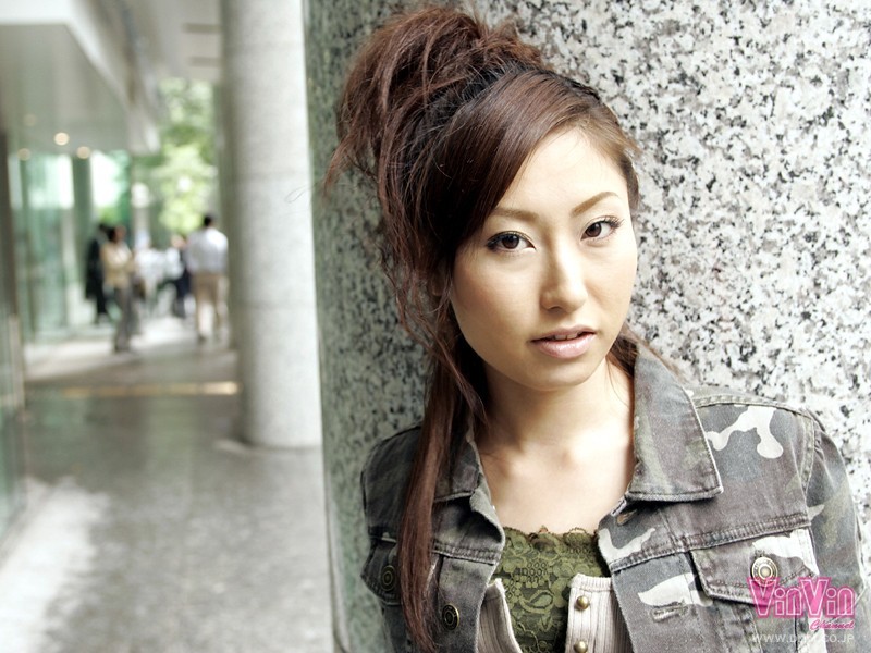 VINVIN-084 第 1 部分 - 30 分钟