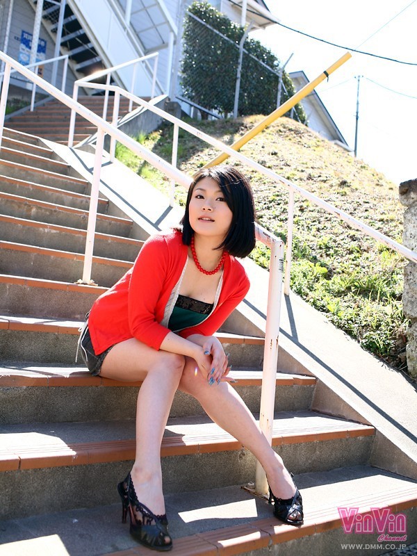 VINVIN-136 第 1 部分 - 30 分钟