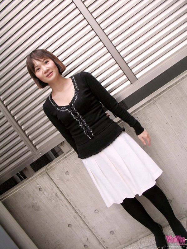 VINVIN-197 Part 1 - 30 minutes