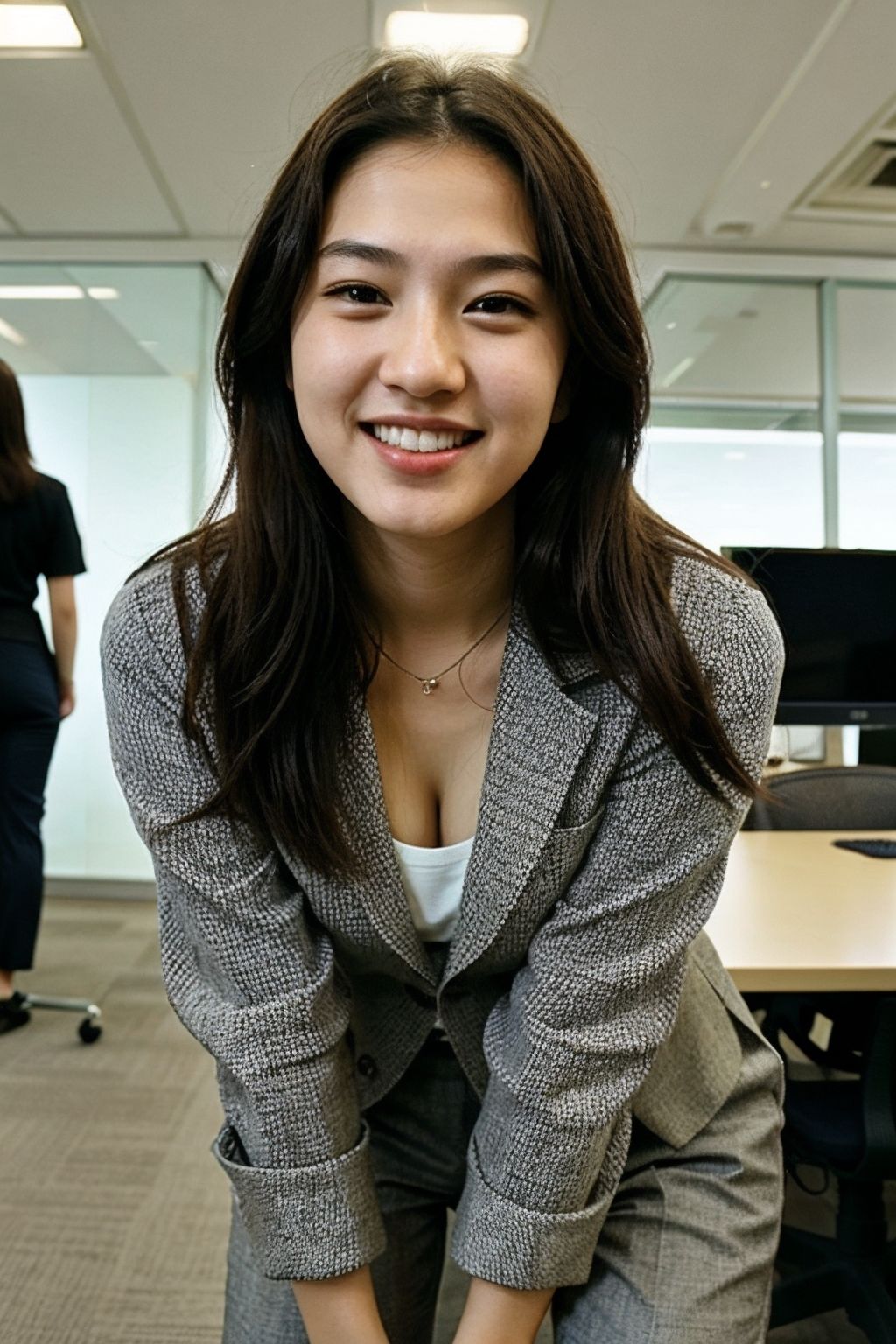 サンプル画像5:シン・AIグラビア vol.4 / 健康サプリ販売会社 美人OL（SNSマーケ・広報担当）(画像生成AI研究チーム) [d_304142]