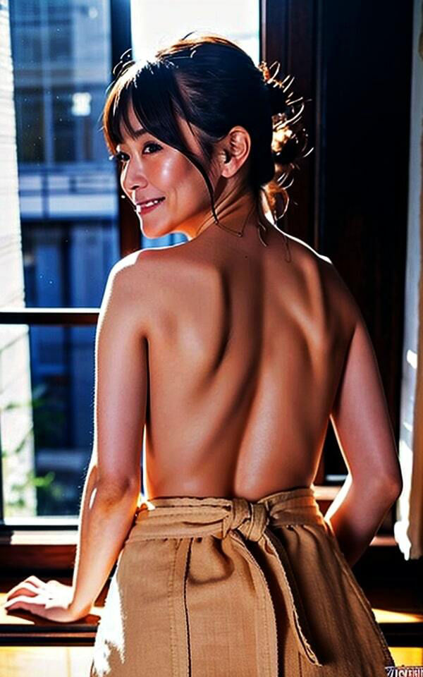 サンプル画像3:【初体験】熟れ過ぎ人妻 裸エプロンde乳首ビンビン！！「こんな格好初めて・・・」(遠くから見つめる) [d_312364]