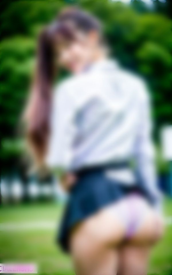 サンプル画像4:【パンチラ】制服×パンチラ×ポニーテール〜シコシコ261発〜(美熟女LAB) [d_357803]