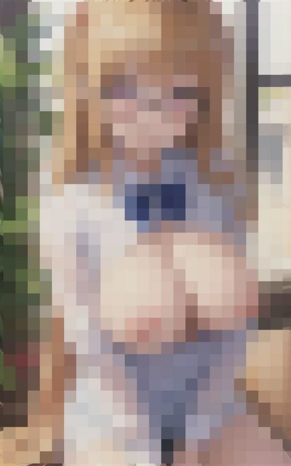 サンプル画像1:メガネ美女 セクシー大胆露出(miracleAIラボ) [d_366546]