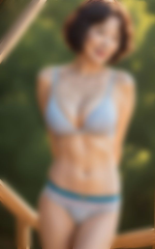 サンプル画像2:【マザコン推奨】健康的な熟女〜義母＆母親〜(美魔女CLUB) [d_375873]