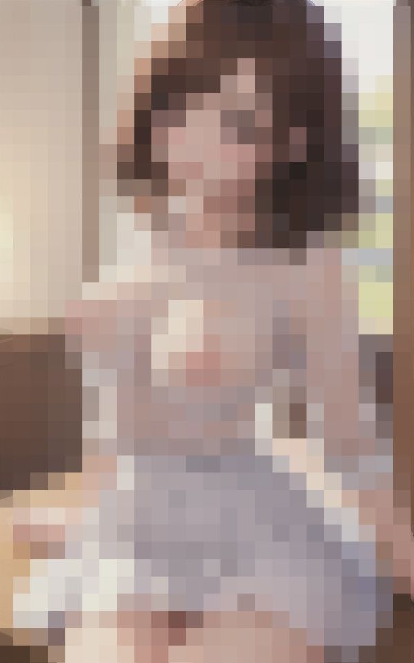 サンプル画像3:エロさMAX！スケルトンシャツの美女(Rabbitラボ) [d_387674]