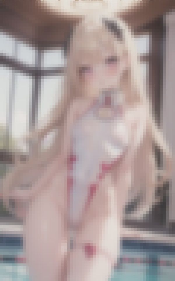 サンプル画像2:市民プールにいた透け透け競泳水着の美女たち パート2(mion) [d_388090]