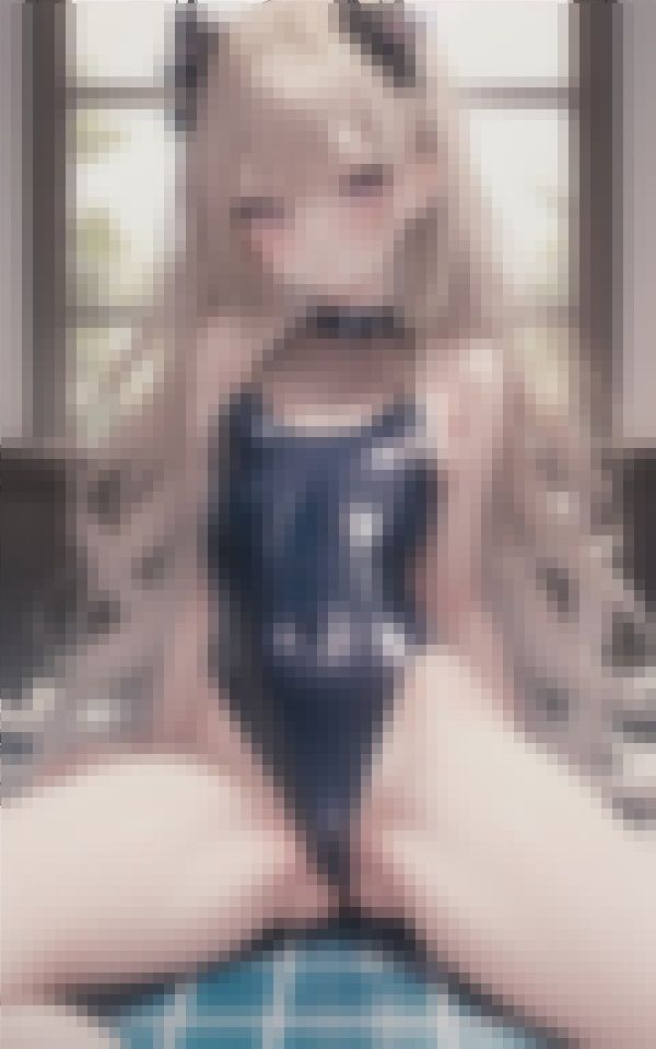 サンプル画像3:市民プールにいた透け透け競泳水着の美女たち パート2(mion) [d_388090]