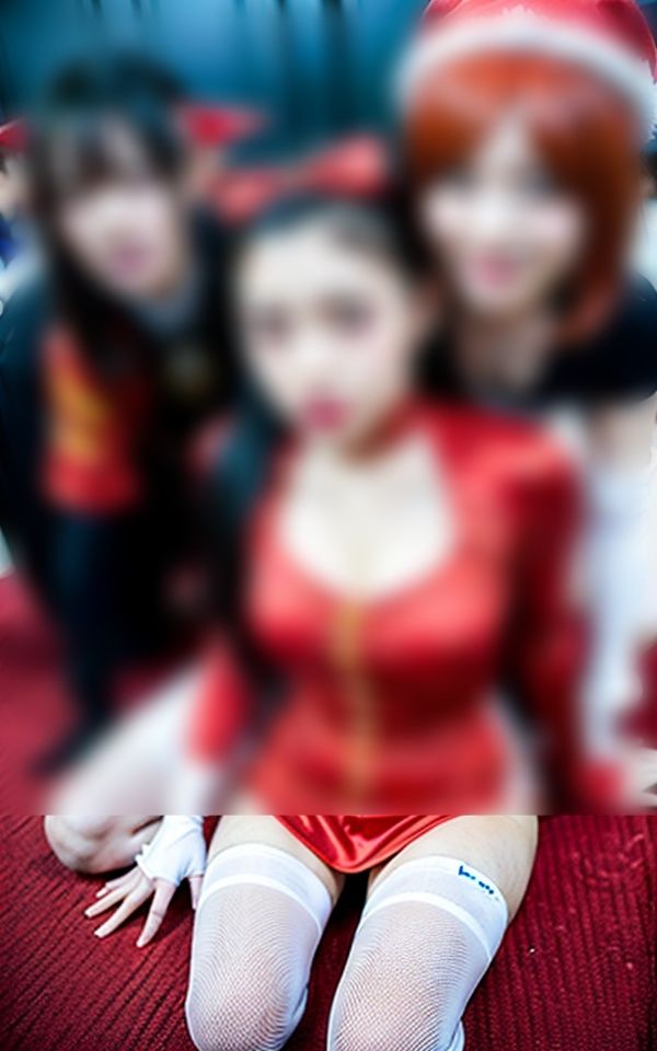 サンプル画像3:【Hなコミケ】全裸，パイパン，魔法使い，猫耳〜234人〜(近親美女クラブ) [d_389394]