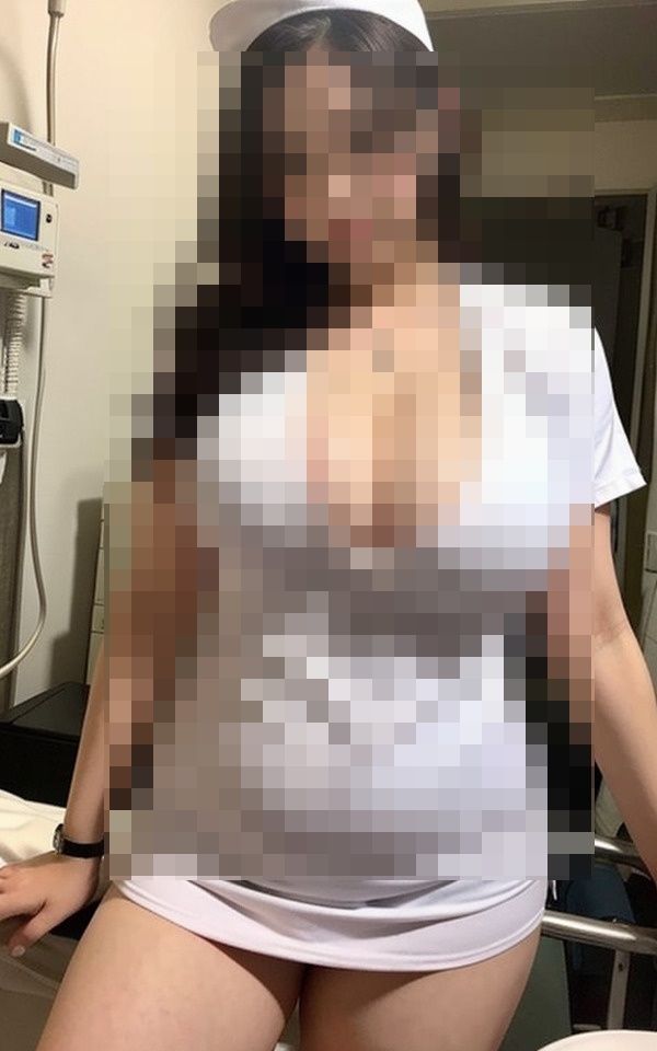 サンプル画像3:病院にいる可愛いナースが夜になるといつも裸になって誘ってくる(YATTA) [d_399657]