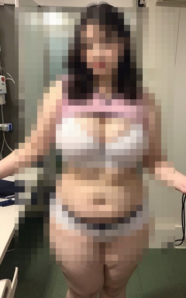 いつも控えめな美人看護師だけど2人だけだと逆に食われてしまうのサンプル画像 6