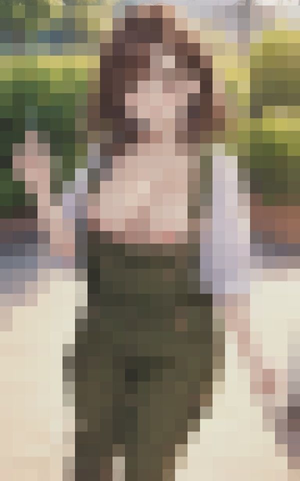 野外で衝撃露出する美女〜たわわなおっぱい