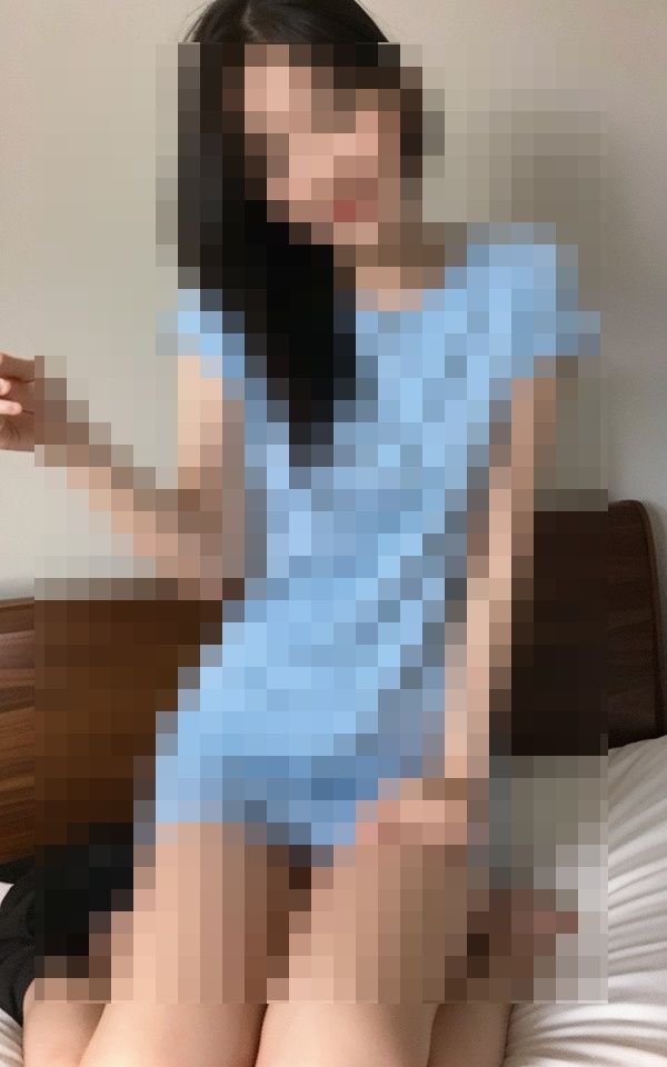 サンプル画像5:美人で人気な上司が泊まりに来て意外と夜の誘いが絶妙に上手く興奮した(ESHIー) [d_402699]