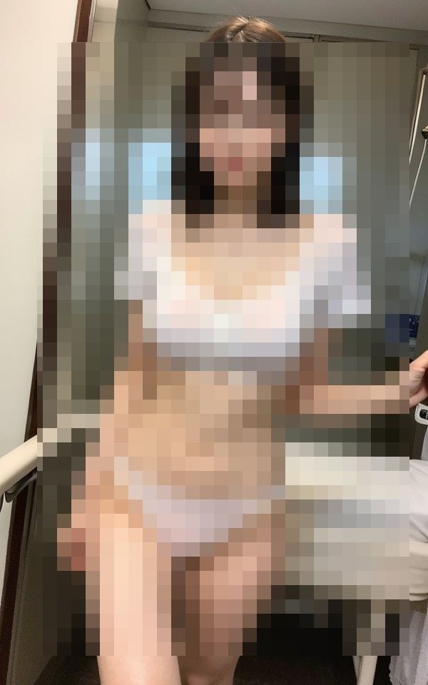 サンプル画像1:メスになった看護師は一晩中誰か相手を探している(ESHIー) [d_408364]