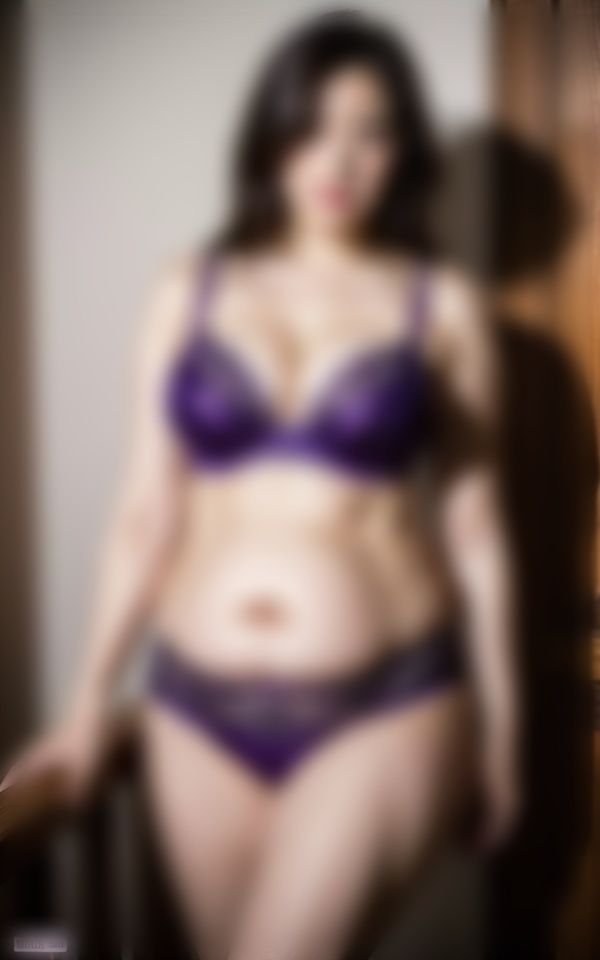 サンプル画像1:【熟女下着マニア】時代は紫でしょ！(熟女部屋) [d_411316]