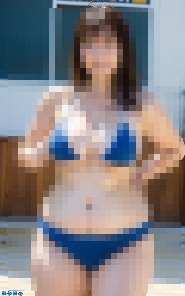 サンプル画像5:久しぶりに会った年上彼女と水着姿で楽しませてもらいました(HHH) [d_412428]