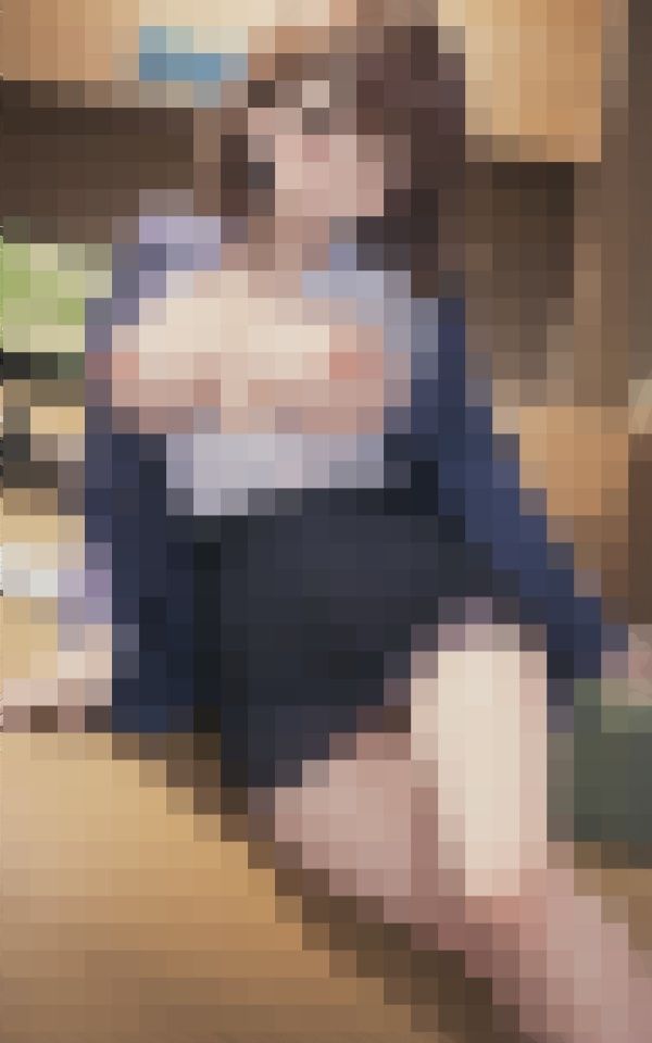 サンプル画像2:巨乳新入社員 社内で誘惑(癒しのAI美女) [d_415682]