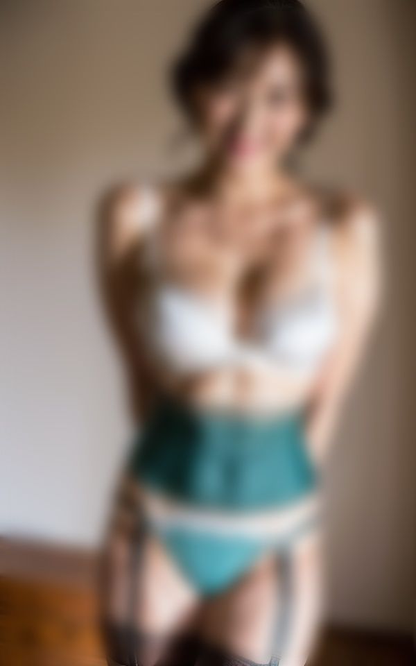 サンプル画像5:スケベな美熟女—セクシー下着を身につけた素人282人—(美熟女クラブ) [d_430102]