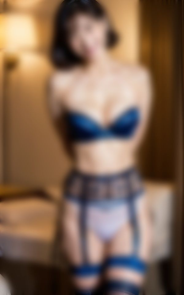 サンプル画像3:美熟女のエッチな下着集—ガーター＆高級下着286人—(妄想激アツCLUB) [d_436926]