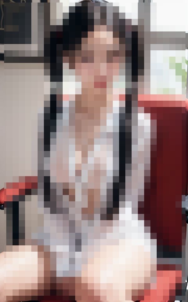 サンプル画像6:会社の中でとても気が強い美人上司は夜になると後輩を家に誘い朝まで楽しむ(A) [d_446275]