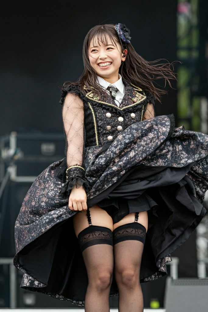 サンプル画像3:夏フェス(もう限界) [d_454877]