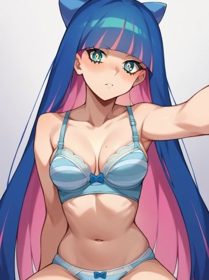 サンプル画像2:パンティ＆ストッキングwithガーターベルトのストッキングから送られてきた自撮り写真(自撮りサークル  イカスミ工房) [d_462369]