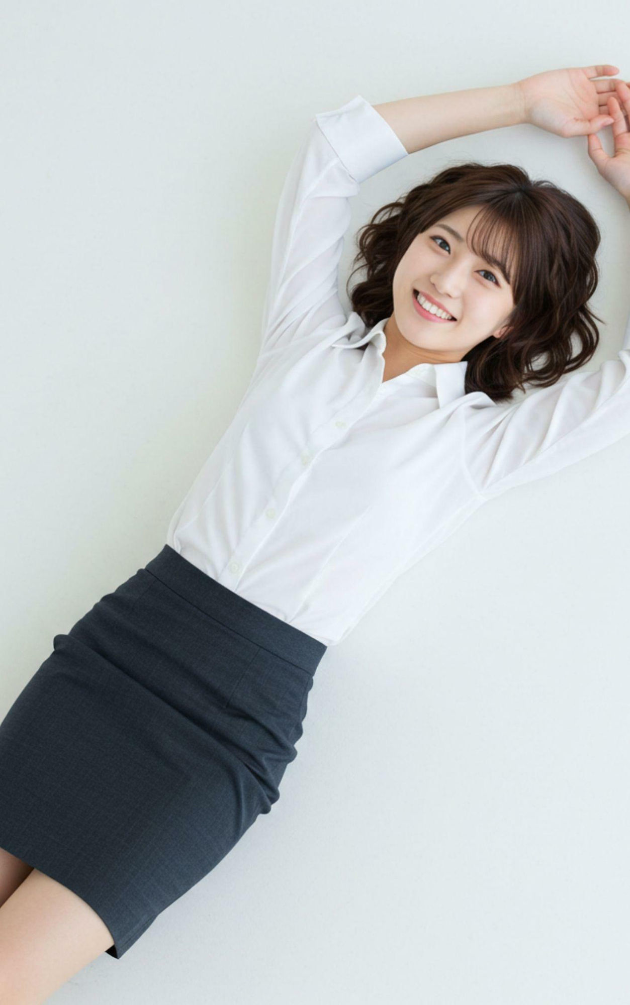 サンプル画像3:オフィスでストレッチ(ぼん) [d_510307]