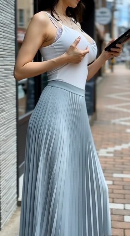 【コンビニの真面目そうなパート熟女、第一話】実は隠れ巨乳のムッツリスケベの貪欲オンナだったの画像7