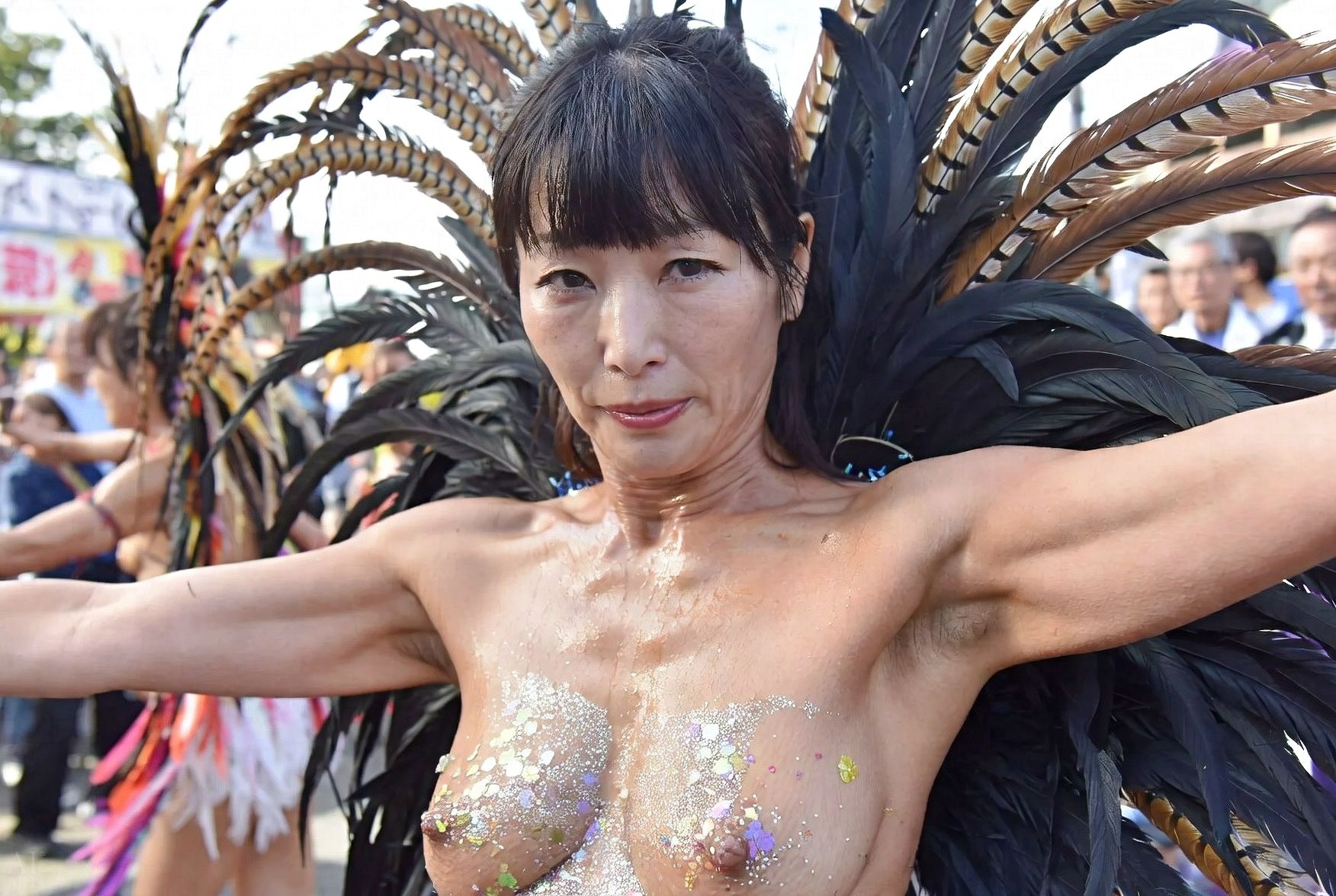 (平成32年度)■■■町内会主催:ママさんサンバカーニバル 記録写真のサンプル画像 5