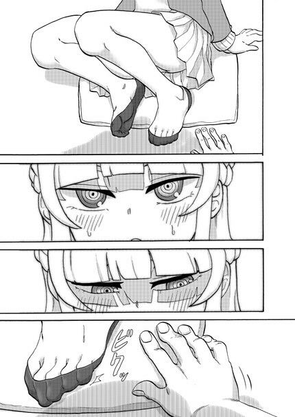 サンプル画像1:足フェチ先輩と後輩チャン(つけまゆげ) [d_286904]