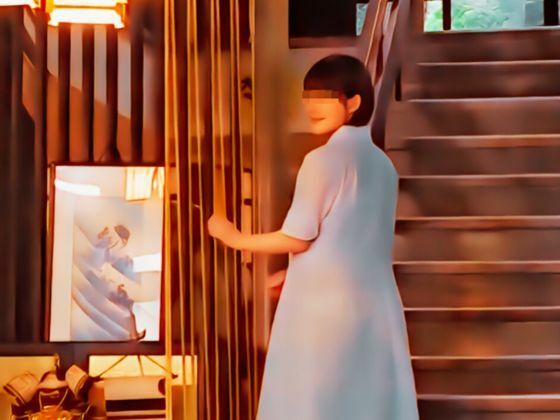 サンプル画像1:東京から一人旅で温泉に来ていた女の子に誘われ個室温泉であたたかいセックスができた話(moon chair) [d_303364]