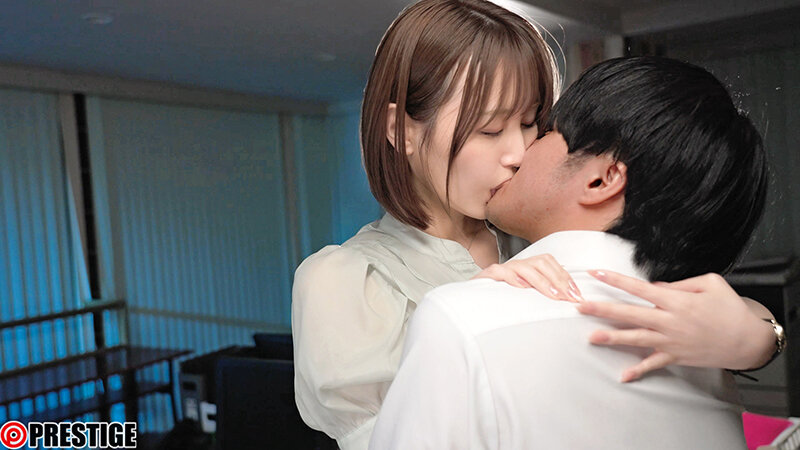 【数量限定】入社まもない男性社員たちが例外なくハマる弊社のシゴデキ美人主任 釈アリス ステッカーと特典DVDセット 画像2