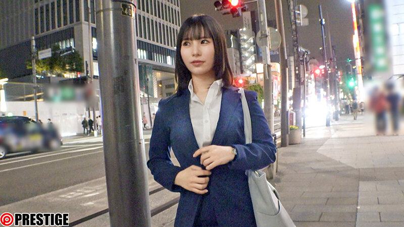 入社半年、男性社員からのエロい視線を知らず知らず独り占めする営業部のアイドル。超痙攣イキしてた。放っておけないエっロい身体 新卒入社 桜井ちゃん 画像1