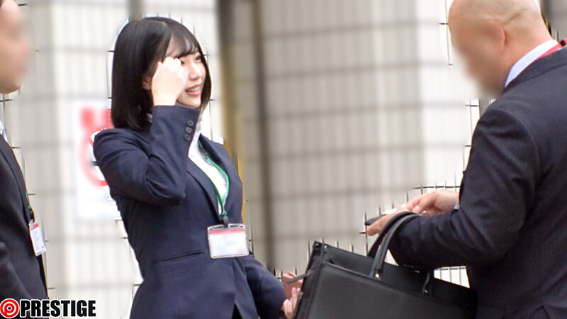 新卒OLちゃん ケツと乳がデカい新人営業。彼氏いるけどヤれちゃうどMムチムチで最高でした。 新卒入社黄瀬ちゃん 画像1