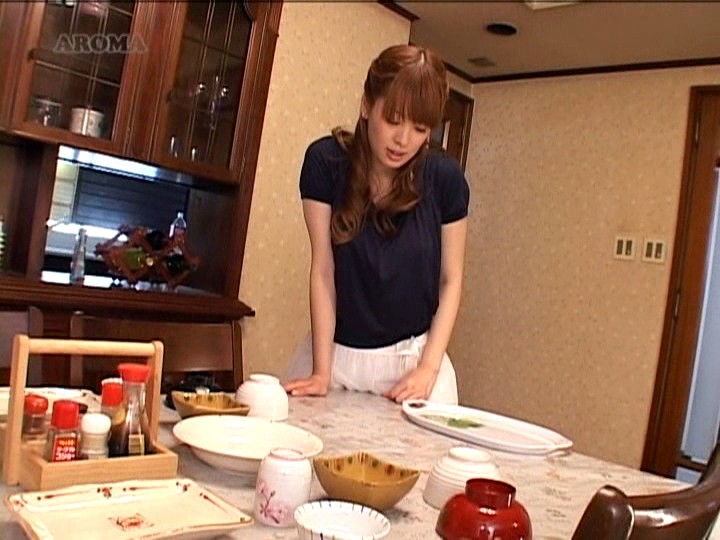 ARMD-975 第 18 部分 - 115 分钟