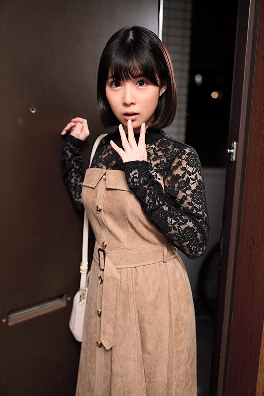 デリヘル呼んだら妹が来た!結果、お店に内緒で中出し本番セックスする事になる総集編4時間 2 4枚目