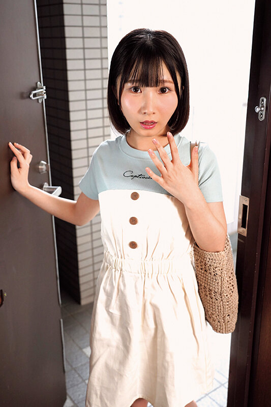 デリヘル呼んだら妹が来た!結果、お店に内緒で中出し本番セックスする事になる総集編4時間 2 5枚目