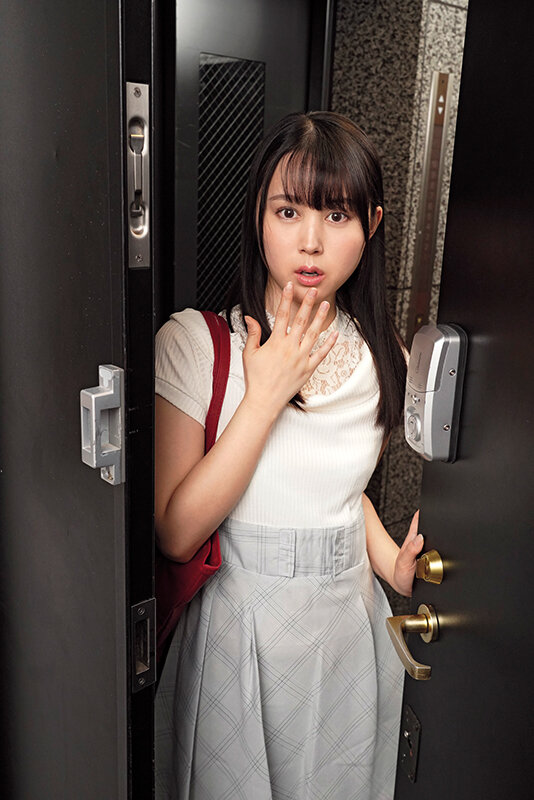 デリヘル呼んだら妹が来た!結果、お店に内緒で中出し本番セックスする事になる総集編4時間 2 6枚目