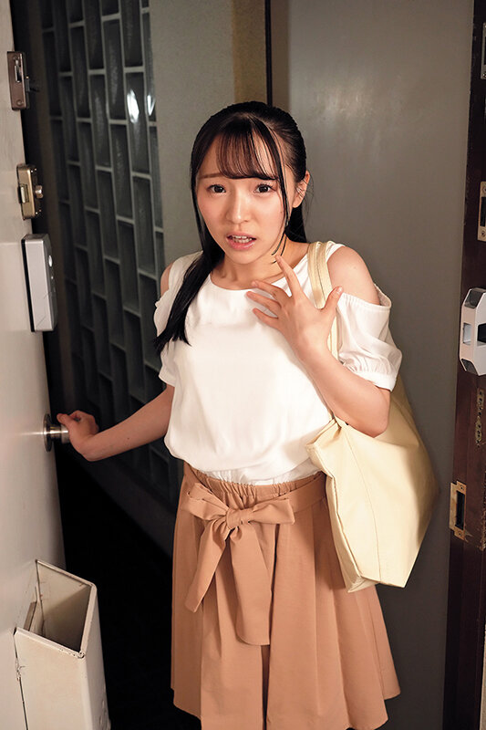 デリヘル呼んだら妹が来た！結果、お店に内緒で中出し本番セックスする事になる総集編4時間（3） サンプル画像 4